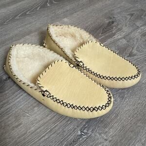 Tan Shearling Leather Wool Moccasins Slippers Foot Furnaces Sz 10M Sheepskin